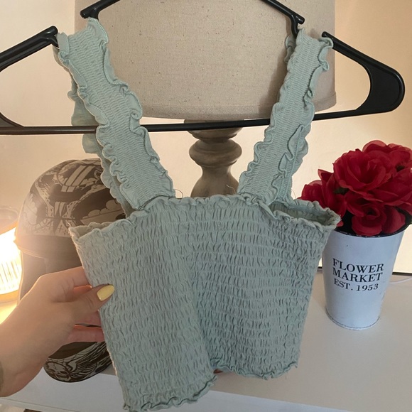 Hollister top - Picture 3 of 3